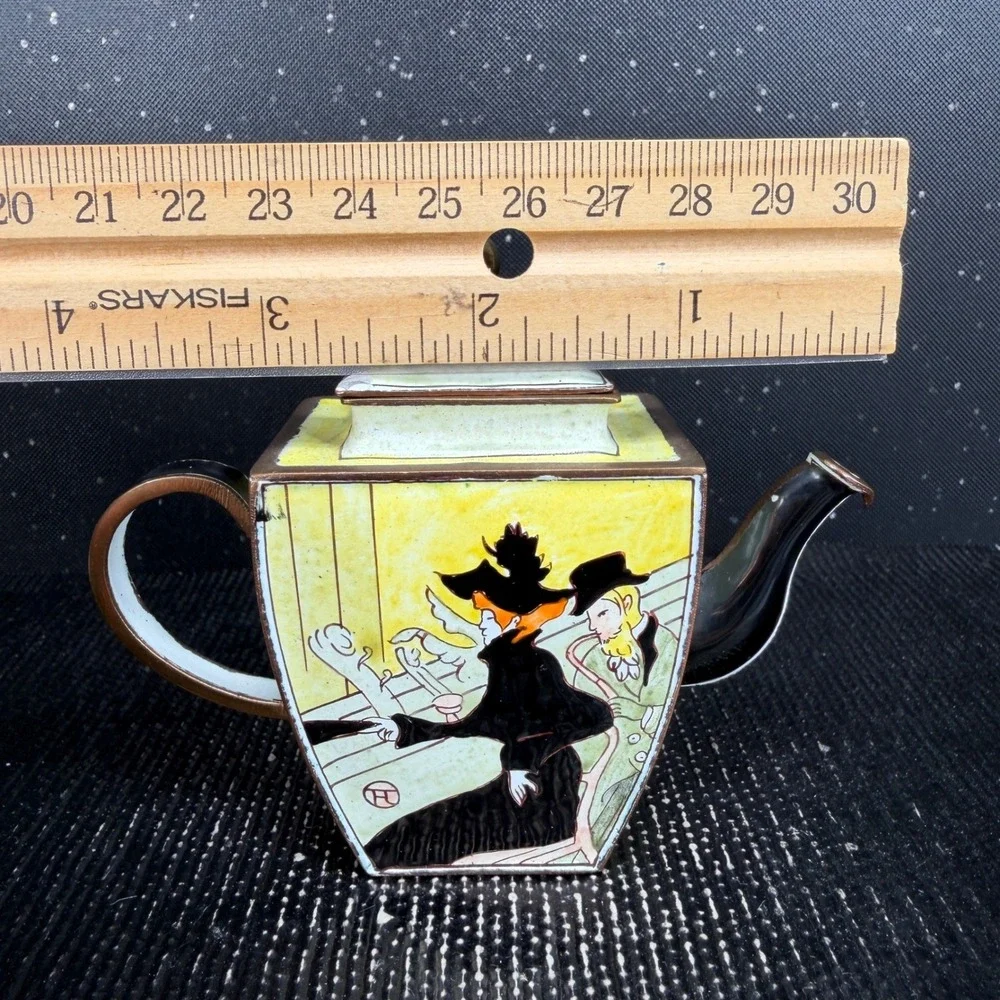 Kelvin Chen No 1064 Miniature Enameled Teapot Toulouse-Lautrec Art Yellow 3x4